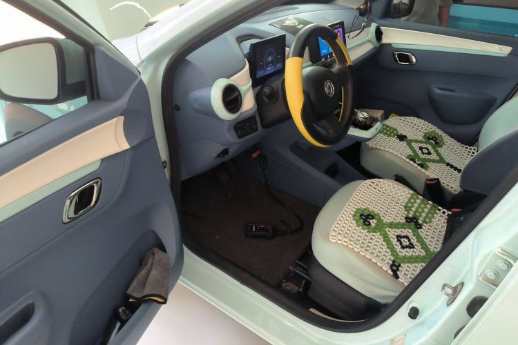 Used Dongfeng NAMMI BOX 2022 Chasing Wind Edition 331 km Standard Model Interior 5