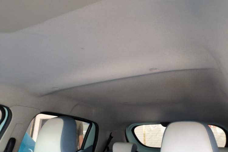 Used Dongfeng NAMMI BOX 2022 Chasing Wind Edition 331 km Standard Model Interior 7