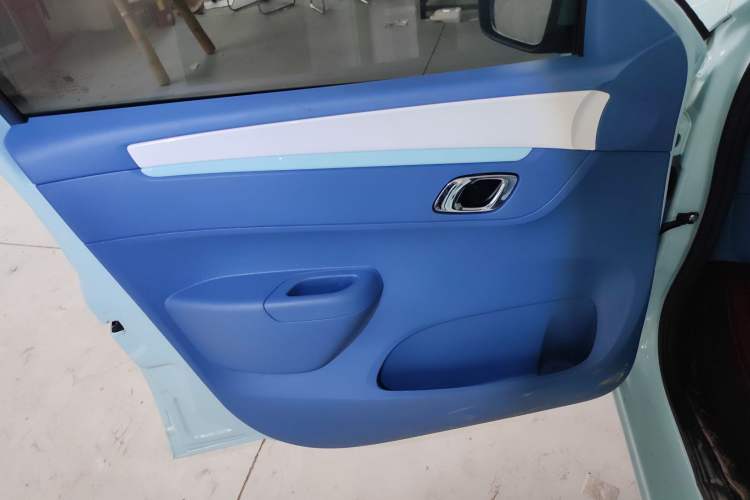 Used Dongfeng NAMMI BOX 2022 Revised Light Wind Edition 201 km Standard Version Interior 7