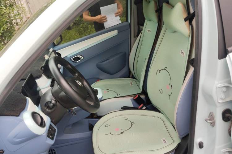 Used Dongfeng NAMMI BOX 2022 Chasing Wind Edition 331 km Standard Model Left Front Seat