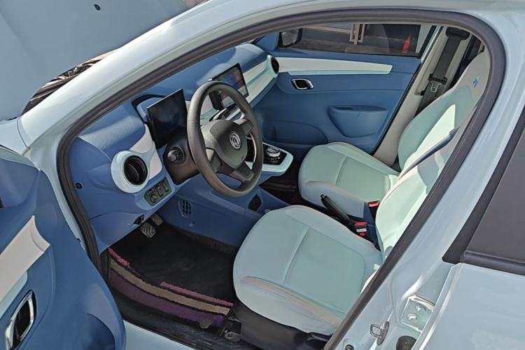 Used Dongfeng NAMMI BOX 2022 Chasing Wind Edition 331 km Standard Model Left Front Seat