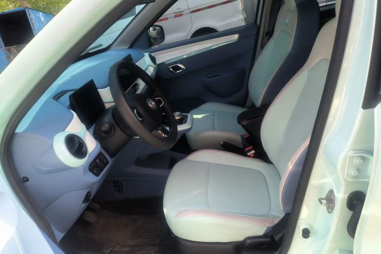 Used Dongfeng NAMMI BOX 2022 Chasing Wind Edition 331KM Advanced Model Left Front Seat