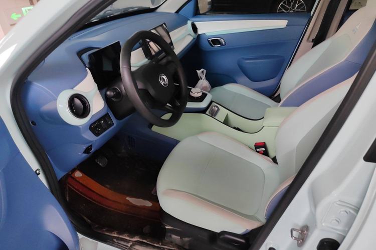 Used Dongfeng NAMMI BOX 2022 Revised Light Wind Edition 201 km Standard Version Left Front Seat