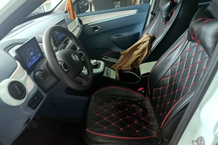 Used Dongfeng NAMMI BOX 2022 Chasing Wind Edition 351 km Advanced Model Left Front Seat
