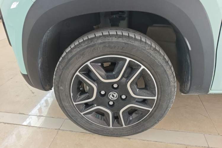 Used Dongfeng NAMMI BOX 2022 Chasing Wind Edition 331 km Standard Model Left Front Wheel Hub