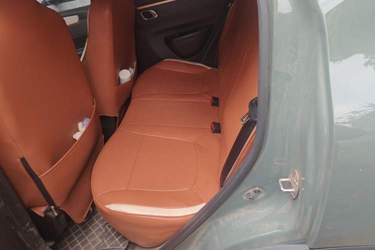 Used Dongfeng NAMMI BOX 2022 Champion Edition Light Wind Version 201KM Standard Model Left Rear Seat