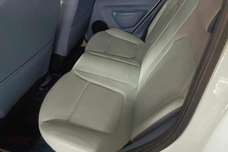 Used Dongfeng NAMMI BOX 2022 Chasing Wind Edition 331 km Standard Model Left Rear Seat