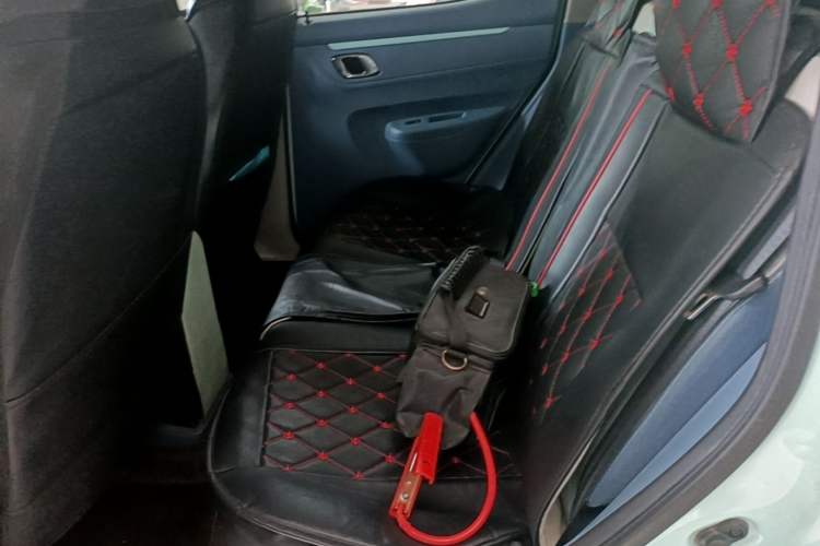 Used Dongfeng NAMMI BOX 2022 Chasing Wind Edition 351 km Advanced Model Left Rear Seat