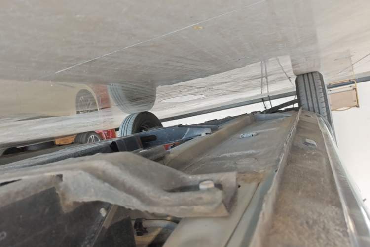 Used Dongfeng NAMMI BOX 2022 Chasing Wind Edition 331 km Standard Model Left Side Sill