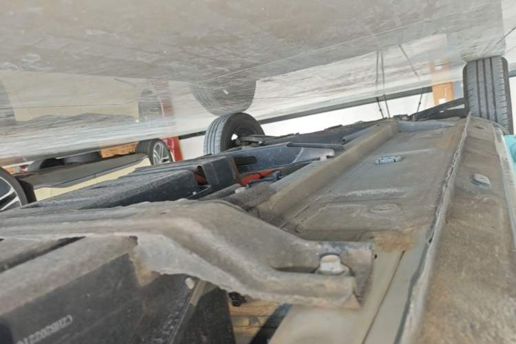 Used Dongfeng NAMMI BOX 2022 Chasing Wind Edition 331 km Standard Model Left Side Sill