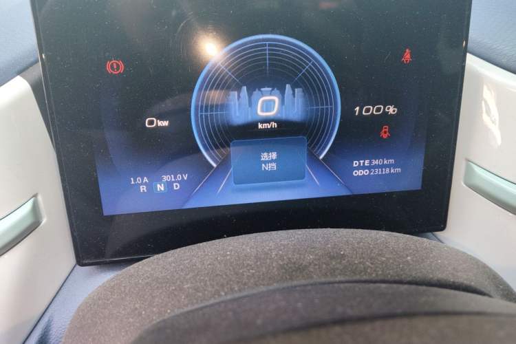 Used Dongfeng NAMMI BOX 2022 Chasing Wind Edition 351 km Advanced Model Odometer Close Up
