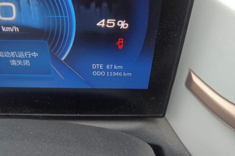 Used Dongfeng NAMMI BOX 2022 Champion Edition Light Wind Version 201KM Standard Model Odometer Close Up