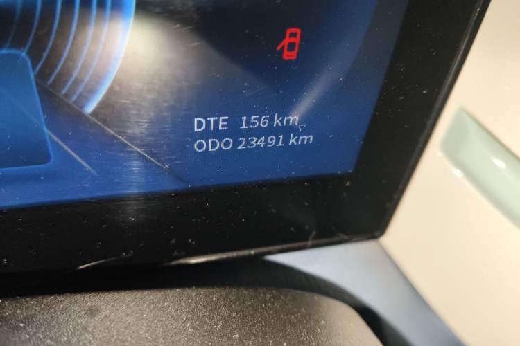 Used Dongfeng NAMMI BOX 2022 Revised Light Wind Edition 201 km Standard Version Odometer Close Up