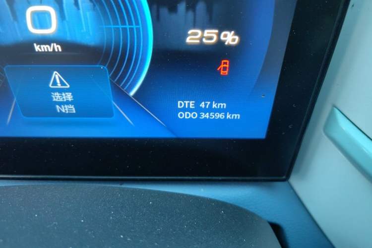 Used Dongfeng NAMMI BOX 2022 Revised Light Wind Edition 201 km Standard Version Odometer Close Up