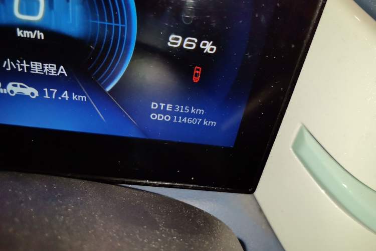 Used Dongfeng NAMMI BOX 2022 Chasing Wind Edition 351 km Advanced Model Odometer Close Up