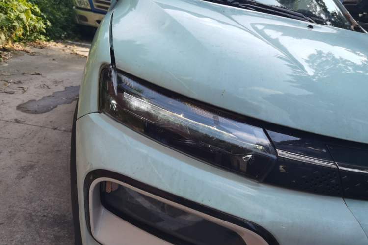 Used Dongfeng NAMMI BOX 2022 Chasing Wind Edition 351 km Advanced Model Right Front Headlight