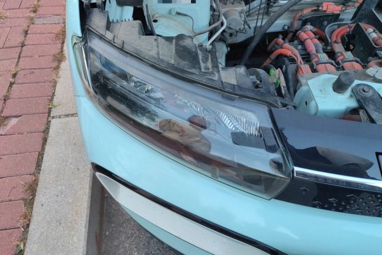 Used Dongfeng NAMMI BOX 2022 Revised Light Wind Edition 201 km Standard Version Right Front Headlight