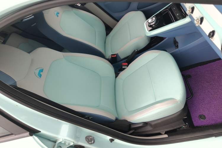 Used Dongfeng NAMMI BOX 2022 Chasing Wind Edition 331KM Advanced Model Right Front Seat