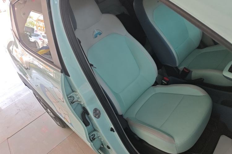 Used Dongfeng NAMMI BOX 2022 Chasing Wind Edition 331 km Standard Model Right Front Seat