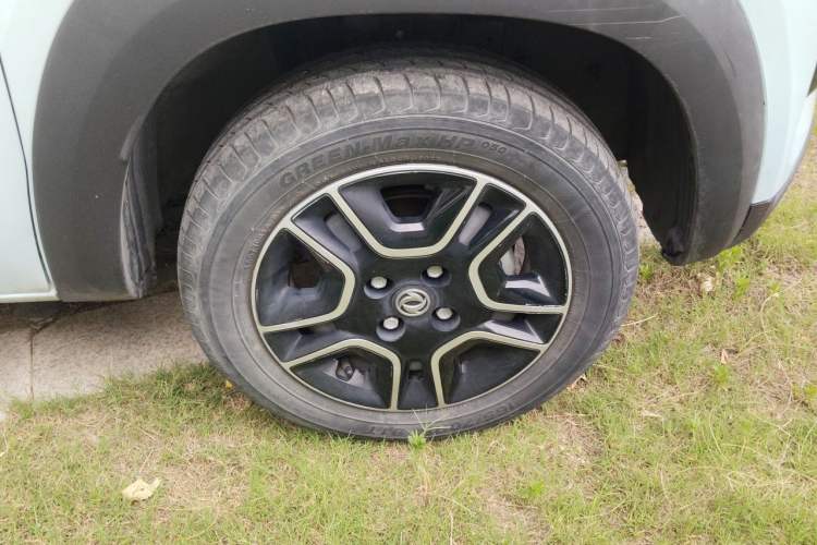 Used Dongfeng NAMMI BOX 2022 Chasing Wind Edition 331 km Standard Model Right Front Wheel Hub