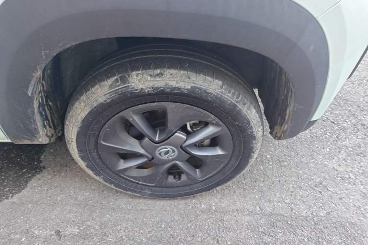 Used Dongfeng NAMMI BOX 2022 Chasing Wind Edition 331KM Advanced Model Right Front Wheel Hub