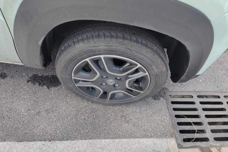 Used Dongfeng NAMMI BOX 2022 Chasing Wind Edition 331 km Standard Model Right Front Wheel Hub