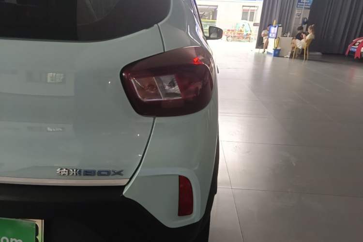 Used Dongfeng NAMMI BOX 2022 Chasing Wind Edition 331 km Standard Model Right Rear Taillight