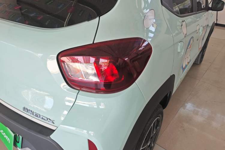 Used Dongfeng NAMMI BOX 2022 Chasing Wind Edition 331 km Standard Model Right Rear Taillight