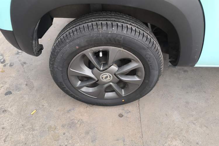 Used Dongfeng NAMMI BOX 2022 Chasing Wind Edition 331KM Advanced Model Right Rear Wheel Hub