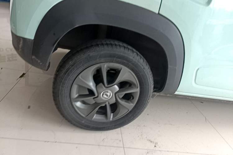 Used Dongfeng NAMMI BOX 2022 Chasing Wind Edition 351 km Advanced Model Right Rear Wheel Hub