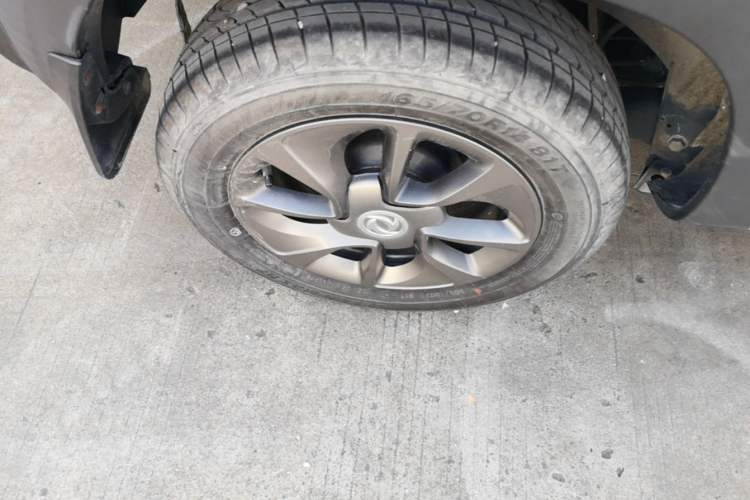 Used Dongfeng NAMMI BOX 2022 Chasing Wind Edition 331KM Advanced Model Right Rear Wheel Hub