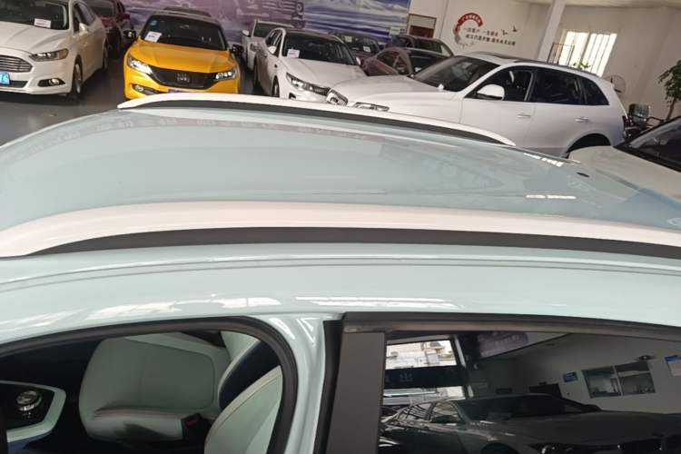 Used Dongfeng NAMMI BOX 2022 Chasing Wind Edition 331 km Standard Model Roof