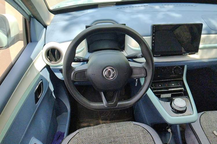 Used Dongfeng NAMMI BOX 2022 Revised Light Wind Edition 201 km Standard Version Steering Wheel