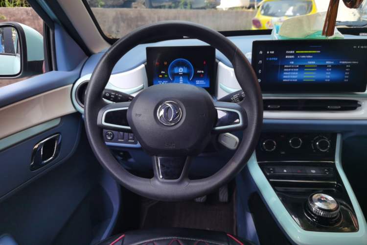 Used Dongfeng NAMMI BOX 2022 Chasing Wind Edition 351 km Advanced Model Steering Wheel