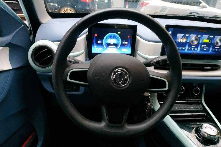 Used Dongfeng NAMMI BOX 2022 Chasing Wind Edition 331KM Advanced Model Steering Wheel