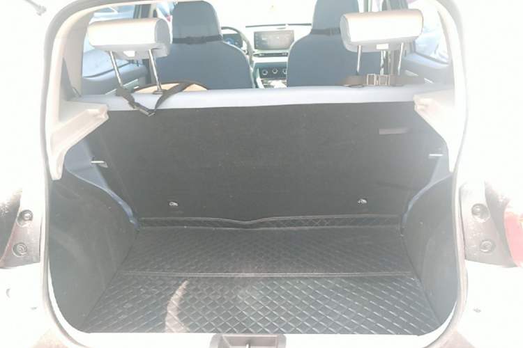 Used Dongfeng NAMMI BOX 2022 Chasing Wind Edition 351 km Advanced Model Trunk