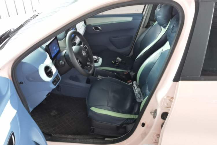 Used Dongfeng NAMMI BOX 2022 Light Wind Edition 201KM Advanced Model Left Front Seat