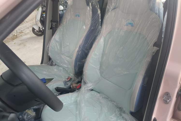 Used Dongfeng NAMMI BOX 2022 Chasing Wind Edition 351KM Standard Model Left Front Seat