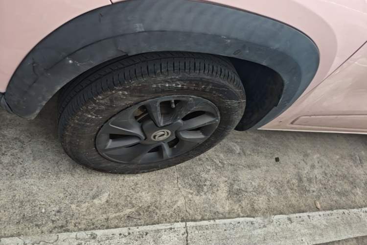 Used Dongfeng NAMMI BOX 2022 Chasing Wind Edition 331KM Advanced Model Left Front Wheel Hub