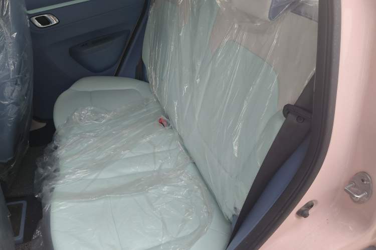 Used Dongfeng NAMMI BOX 2022 Chasing Wind Edition 351KM Standard Model Left Rear Seat