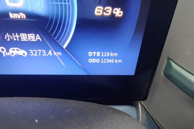 Used Dongfeng NAMMI BOX 2022 Revised Light Wind Edition 201 km Standard Version Odometer Close Up
