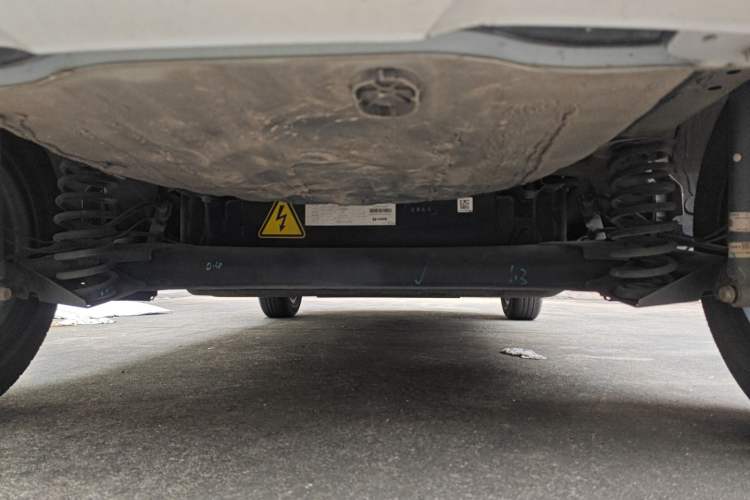 Used Dongfeng NAMMI BOX 2022 Chasing Wind Edition 331KM Advanced Model Chassis Rear