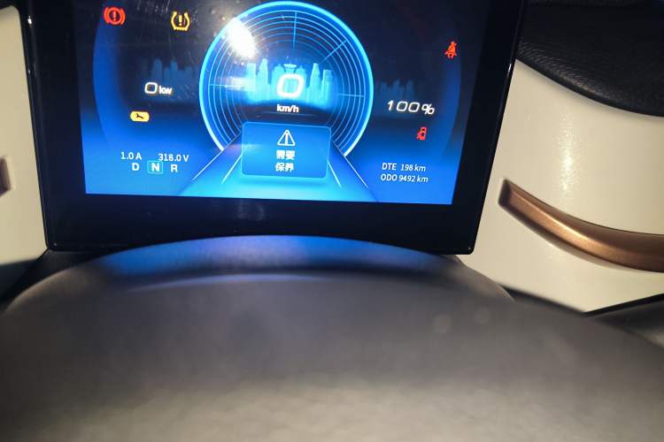 Used Dongfeng NAMMI BOX 2022 Champion Edition Light Wind Version 201KM Standard Model Odometer Close Up