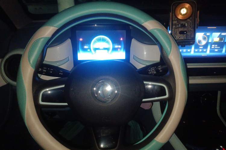 Used Dongfeng NAMMI BOX 2022 Chasing Wind Edition 331KM Advanced Model Steering Wheel