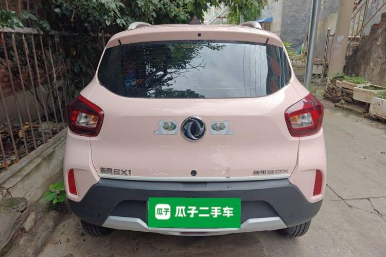 Used Dongfeng NAMMI BOX 2022 Revised Light Wind Edition 201 km Standard Version Rear