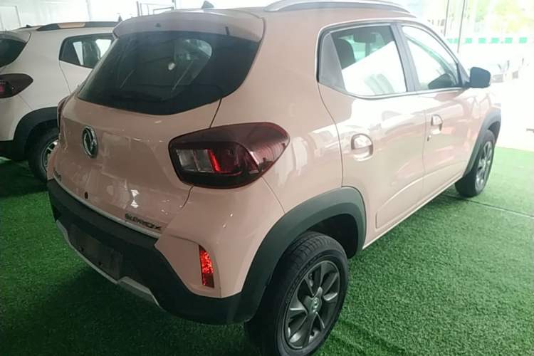 Used Dongfeng NAMMI BOX 2022 Chasing Wind Edition 331KM Advanced Model Rear Right 45 Deg
