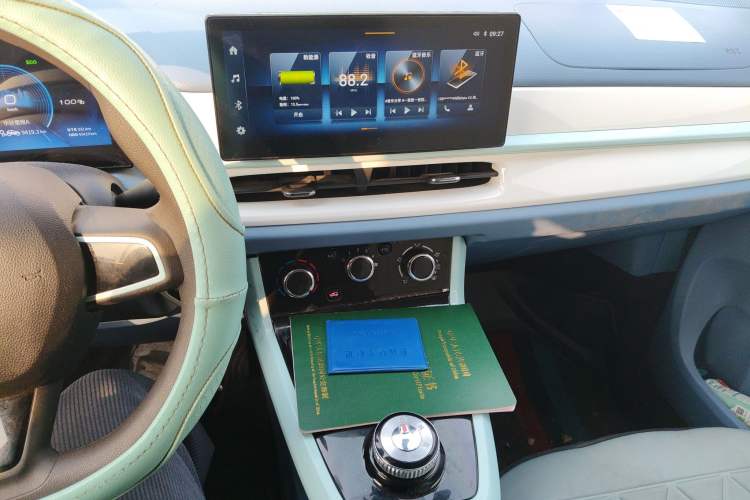 Used Dongfeng NAMMI BOX 2022 Chasing Wind Edition 331KM Advanced Model Audio And AC Panel