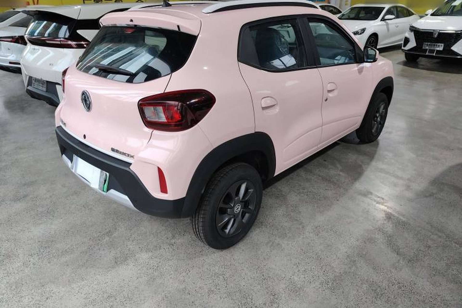 Used Dongfeng NAMMI BOX 2022 Chasing Wind Edition 331KM Advanced Model Exterior 3