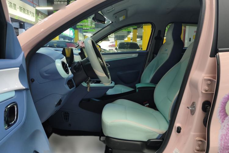 Used Dongfeng NAMMI BOX 2022 Chasing Wind Edition 331 km Standard Model Interior 2