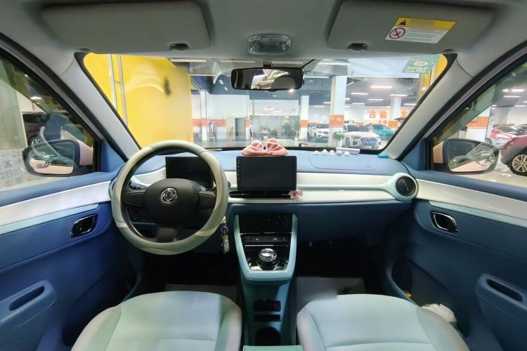 Used Dongfeng NAMMI BOX 2022 Chasing Wind Edition 331 km Standard Model Interior 4